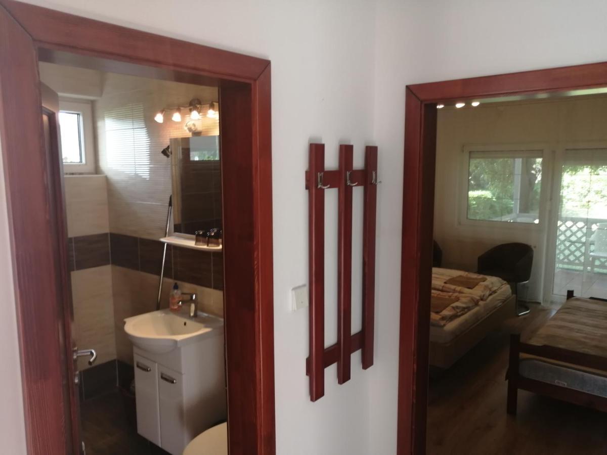 Anita Apartman Buk Ngoại thất bức ảnh