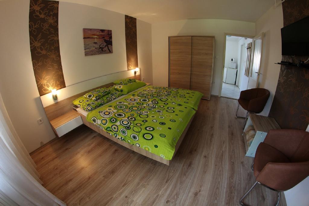 Anita Apartman Buk Ngoại thất bức ảnh